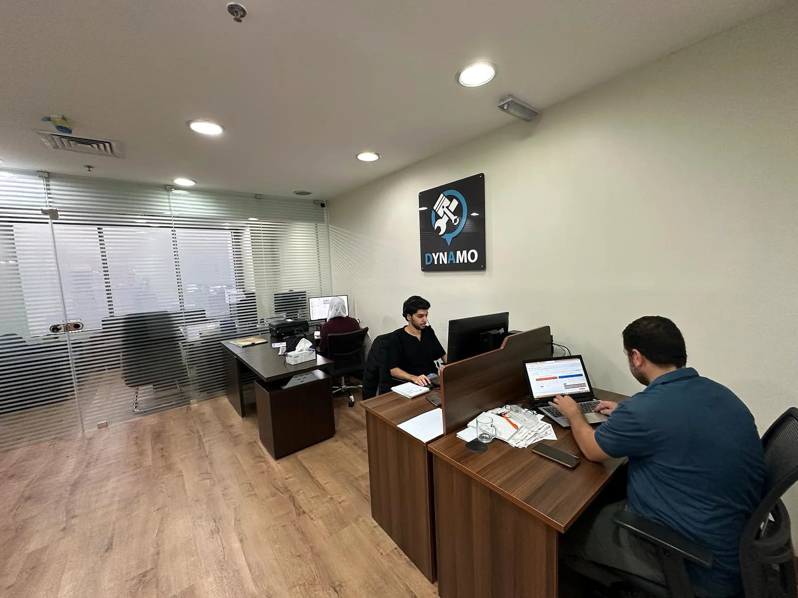دينمو كار سيرفس (كراج متنقل) — صورة 5 من 6