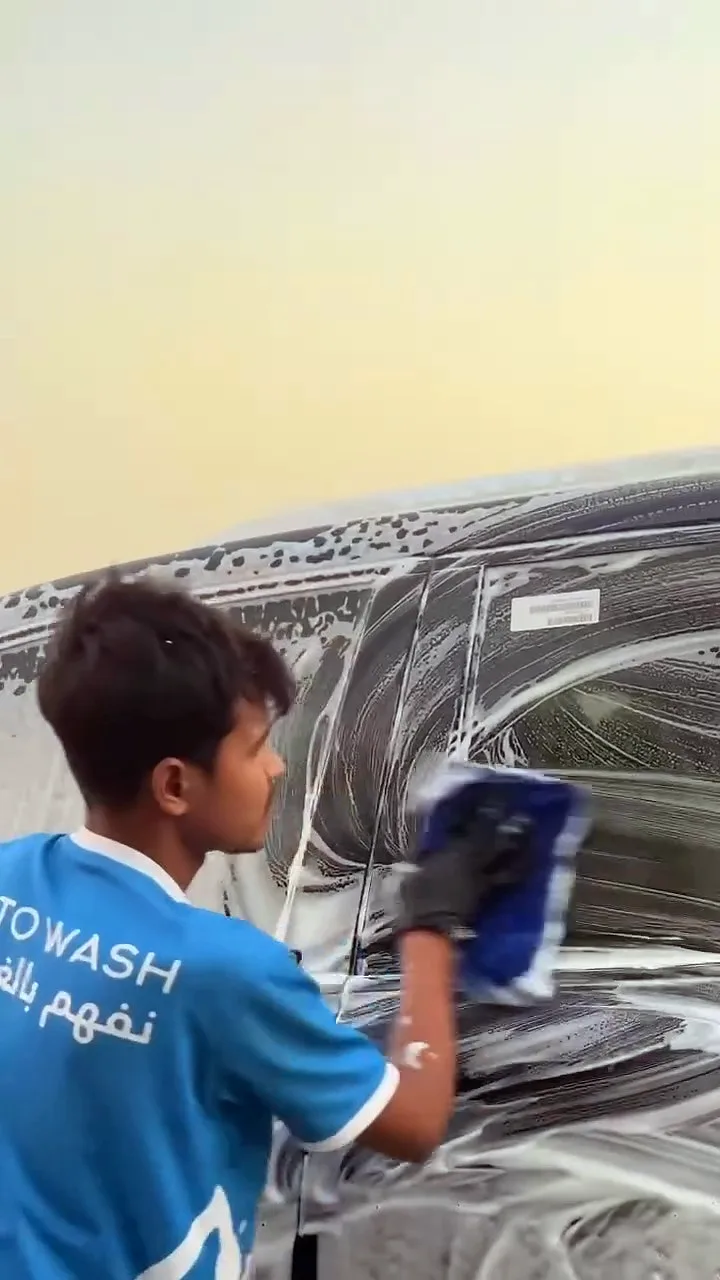 كليني — صورة 2 من 4